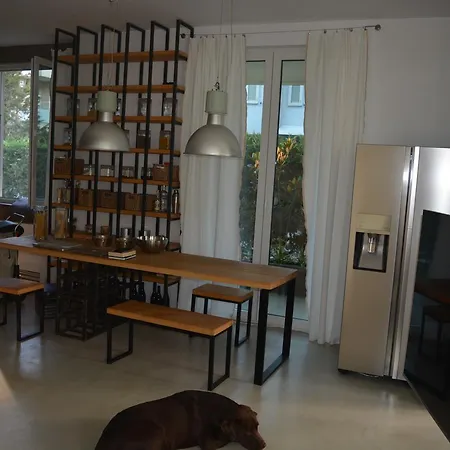 Splendida Con Giardino Sulla Spiaggia Golem (Tirana)