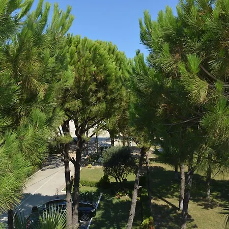 Splendida Con Giardino Sulla Spiaggia